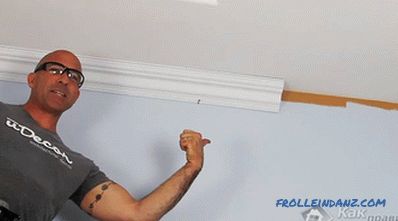 Cum să lipiți baghetele pe tavan