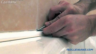 Cum să îndepărtați materialul de etanșare din silicon din baia acrilică, țiglă, haine
