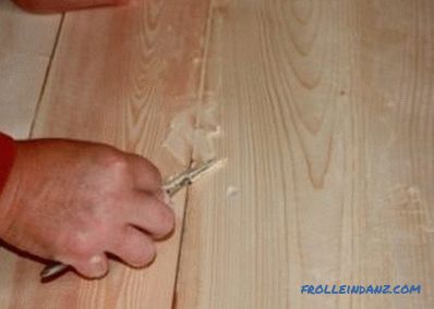Cum să determinați conținutul de umiditate al lemnului în greutate și utilizând un contor de umiditate?