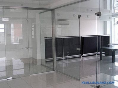 Compartimente de sticlă în apartament - apartament interior (+ fotografii)