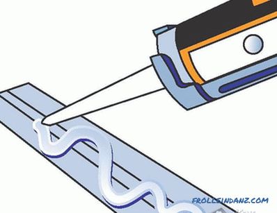 Cum să fixați canalul de cablu pe perete